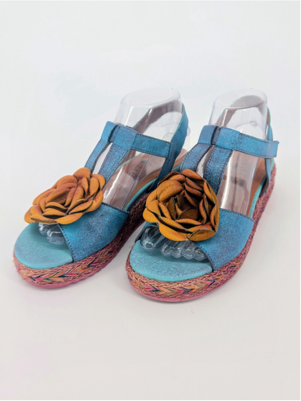 L'Artiste Spring Step Tempest Sandals 38 7.5-8 Blue Floral Leather Wedge